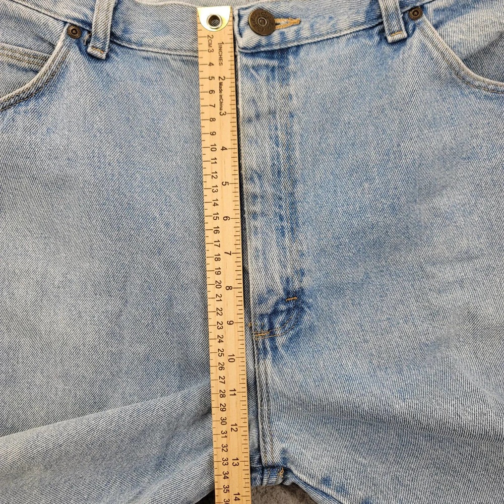 Cabelas Jeans Mens 40x32 Blue Denim Light Wash Straight Outdoors Hunting Hiking - Picture 13 of 15